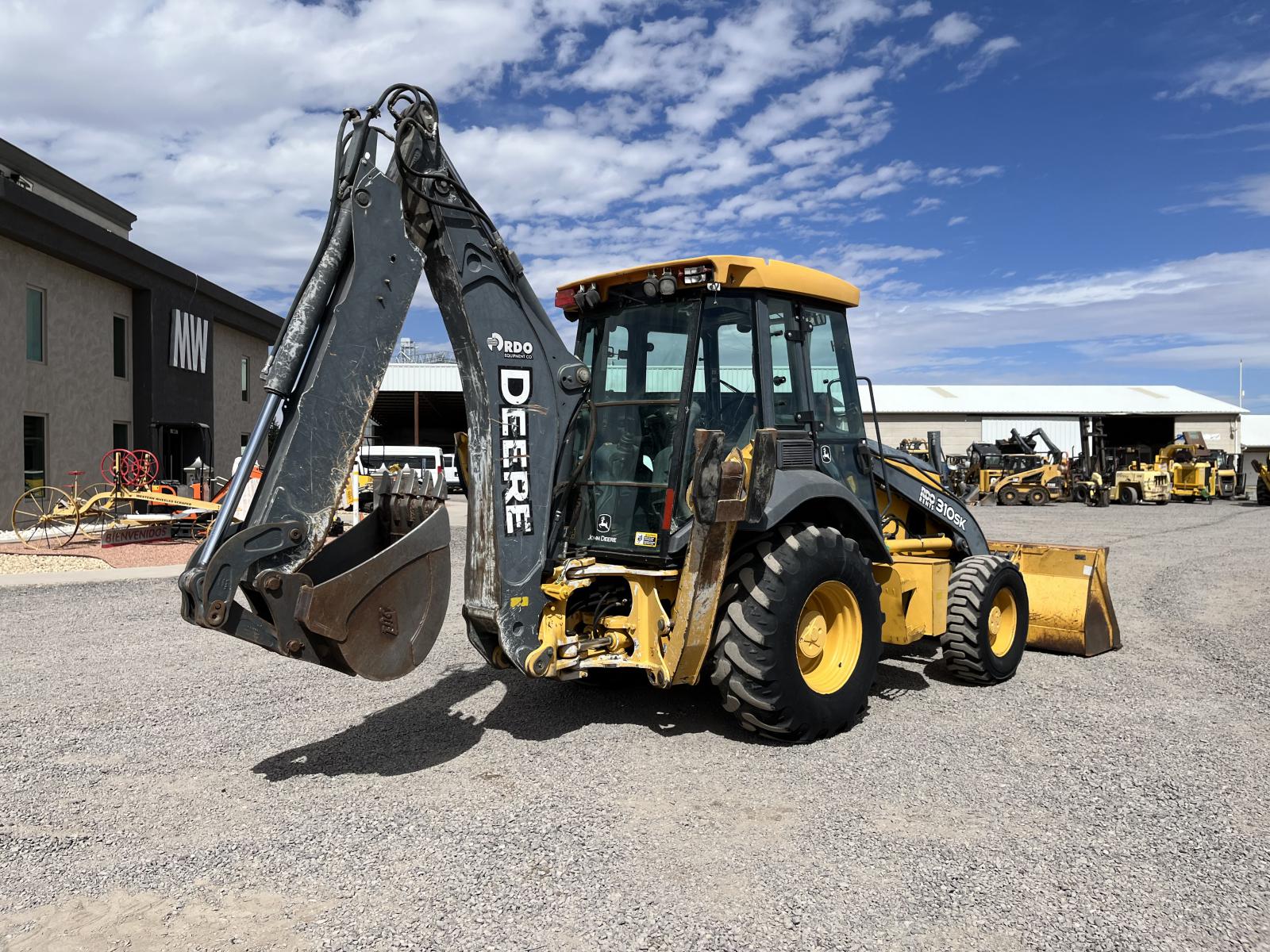 ./imagenes/INVOICE/2019/17364/RETROEXCAVADORA JOHN DEERE 310SK (3).JPG